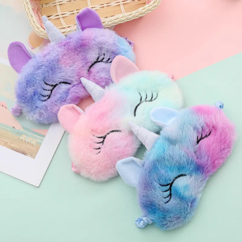 Masque de sommeil licorne pastel pour enfant avec matière peluche et design mignon